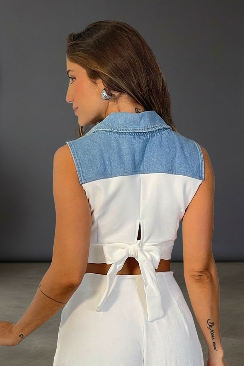 Blusa Elegante con Cuello Denim